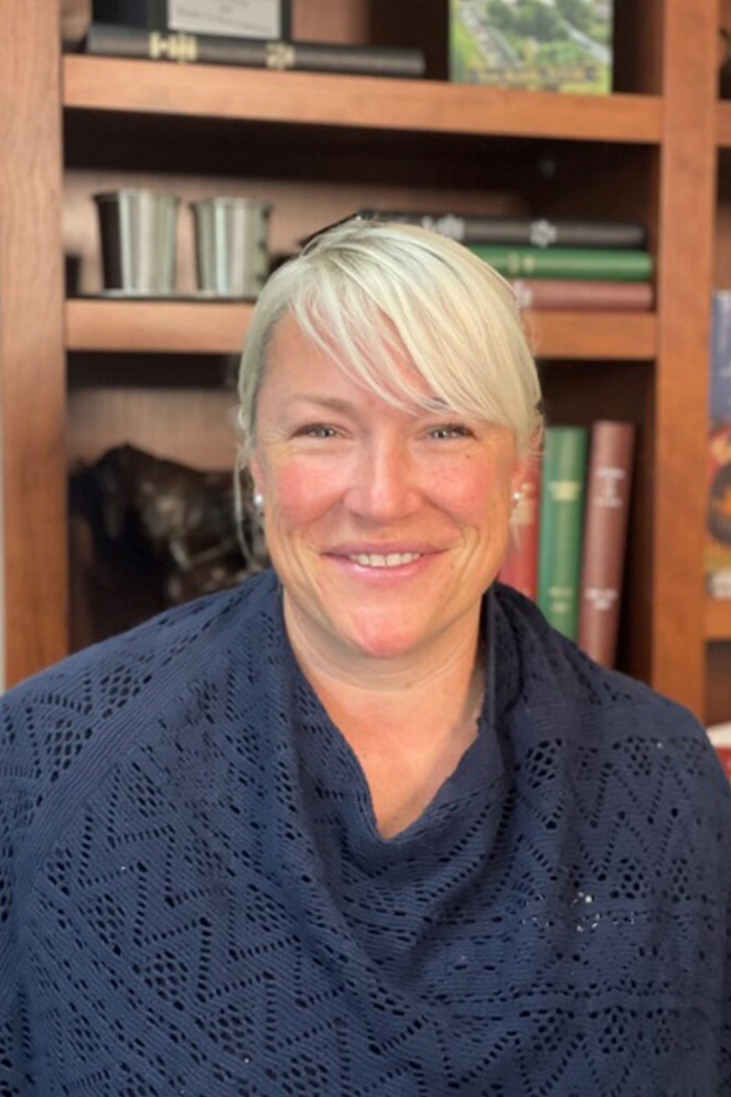 Dr Maria Schnobrich