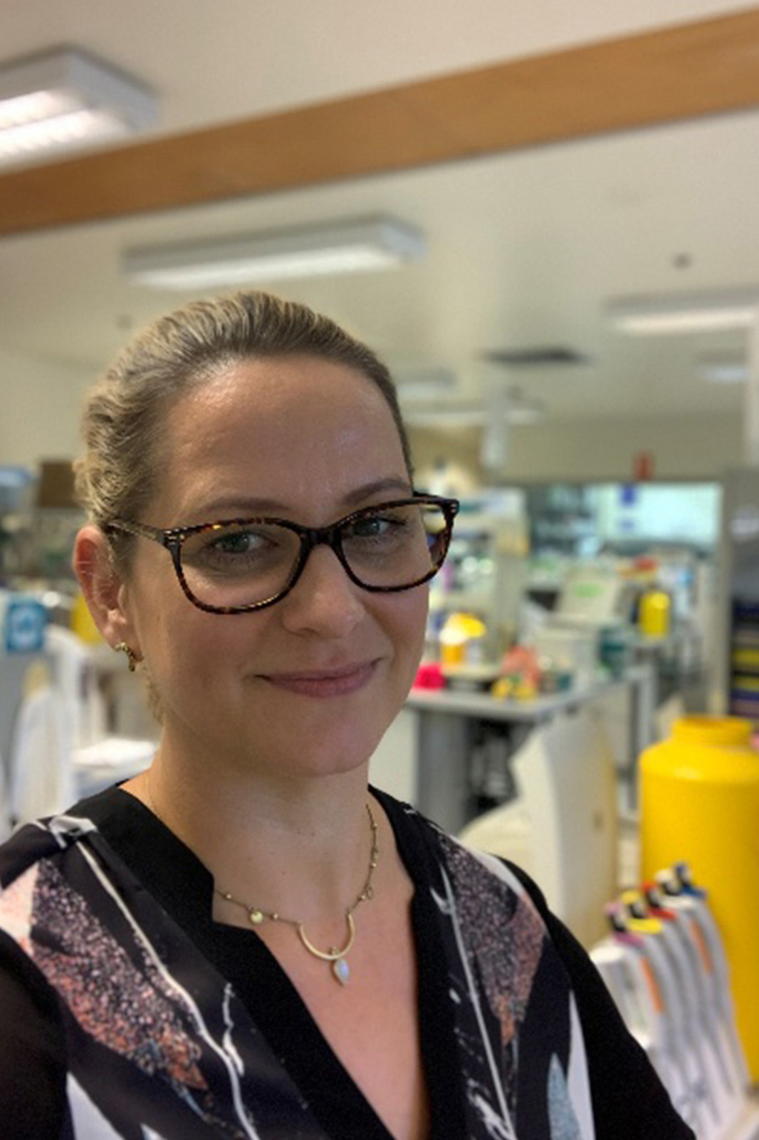 Dr Zamira Gibb